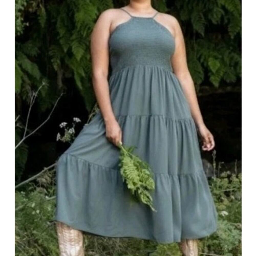 Arula Sage Green Tiered Maxi Dress Halter Neck Boho Size 1X Sleeveless
